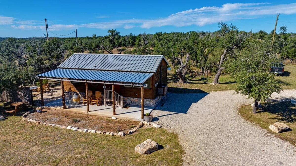 Rockin' R - Rustic Star Cabin Villa Fredericksburg Exterior photo