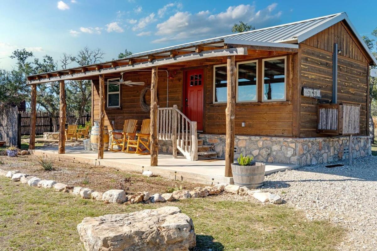 Rockin' R - Rustic Star Cabin Villa Fredericksburg Exterior photo